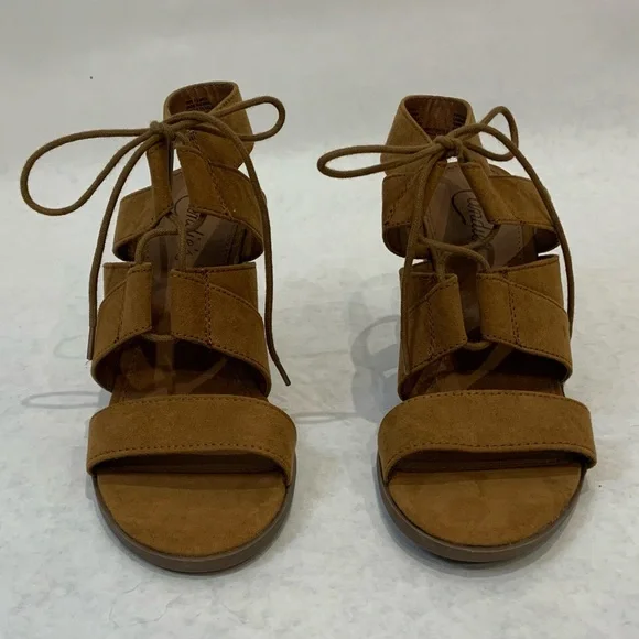 Candie’s Canova brown non-leather strappy lace up sandals with chunky heel - Picture 2 of 7